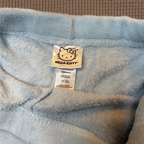 Hello kitty blue cotton payjama shorts sleepwear for women soft plush - Picture 3 of 6